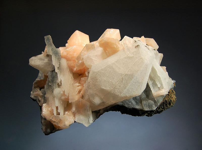 1617 Chalcedony ps. calcite.jpg