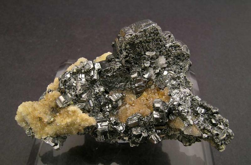 Bournonite with Quarzt - Herodsfoot Mine_Lanreath_Liskeard District_Cornwall_England_United Kingdom - side.jpg