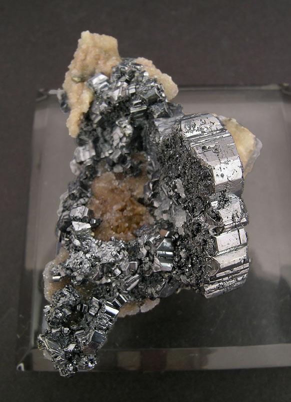 Bournonite with Quarzt - Herodsfoot Mine_Lanreath_Liskeard District_Cornwall_England_United Kingdom - top.jpg
