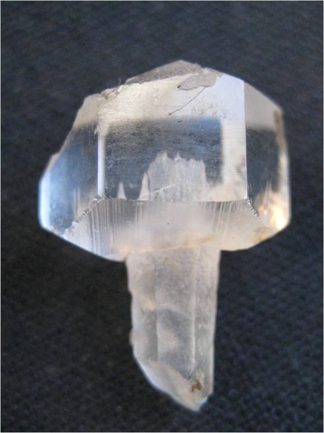 Calcite scepter crystal, BOR Mine, Dalnegorsk, Russia.jpg