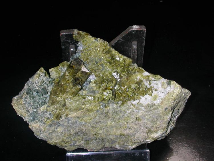 epidote - Maryland Materials q., Cecil Co. 8-5-4 8 cm across.JPG