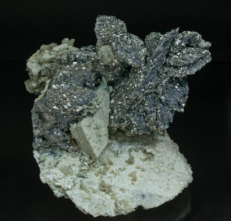 Lllingite with Molybdenite Calcite Arsenopyrite Fluorite and Quartz.jpg