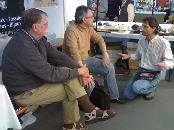 Massagu, White and Alfredo Petrov_MUnich 2008.jpg