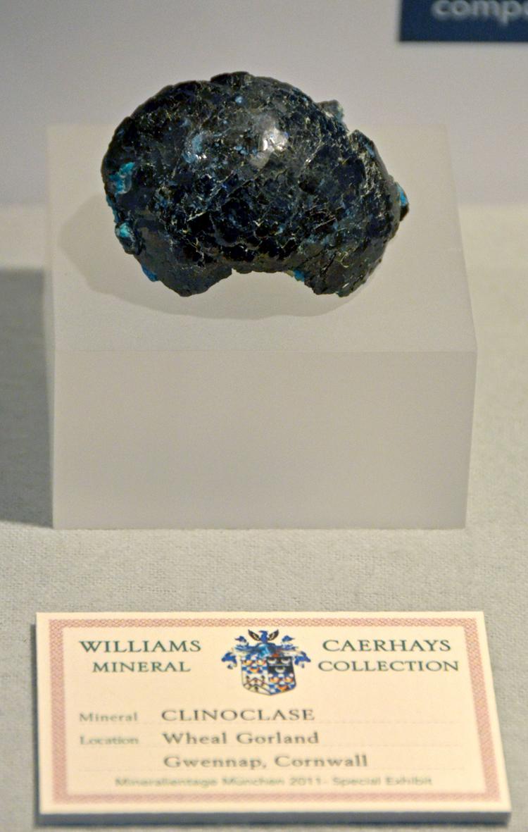 Mineralientage 2011 - The Williams Caerhays Collection - Clinoclase.jpg