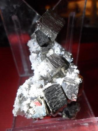 pyrite Bucium.JPG