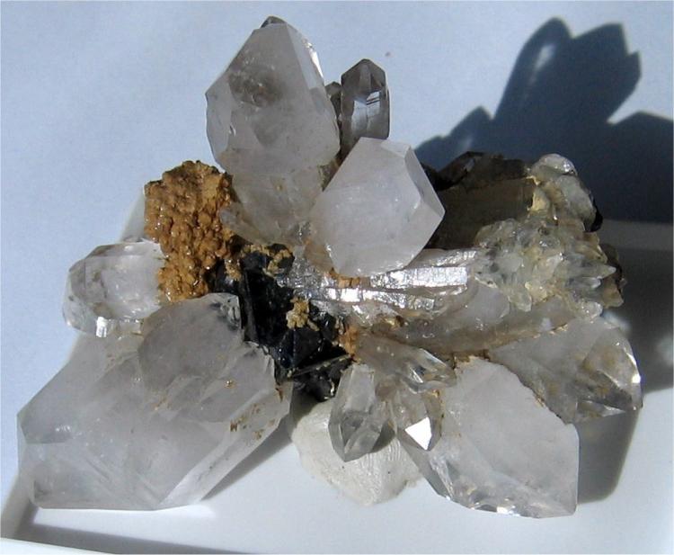 Quartz scepter, sphalerite, siderite1.jpg