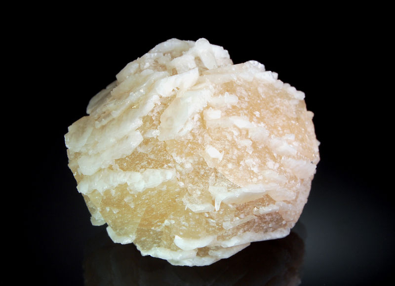 2485 Calcite - Knight Mine, Rosiclare District, Hardin Co., Illinois.jpg