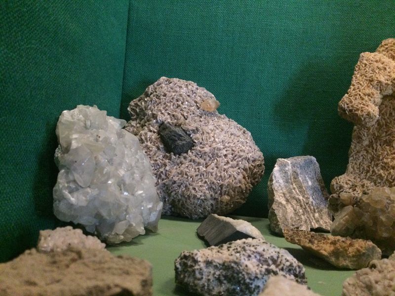 JMM, Carbonate Gangue Minerals 4.JPG