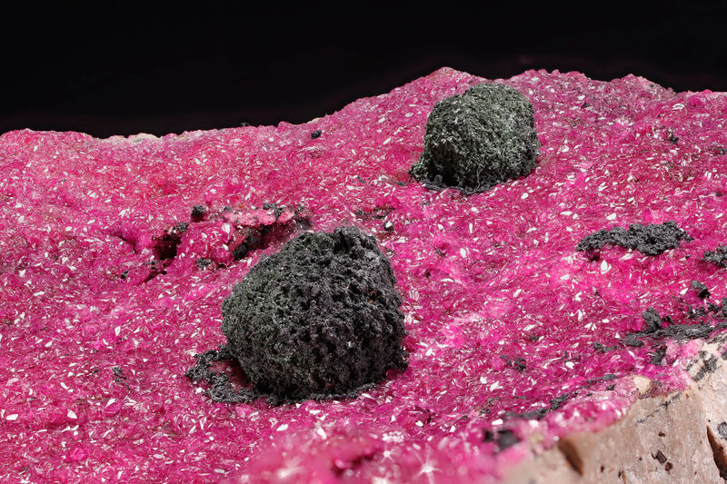 Mineralientage Munich 2021 - Kolwezite after Cuprite (2).jpg
