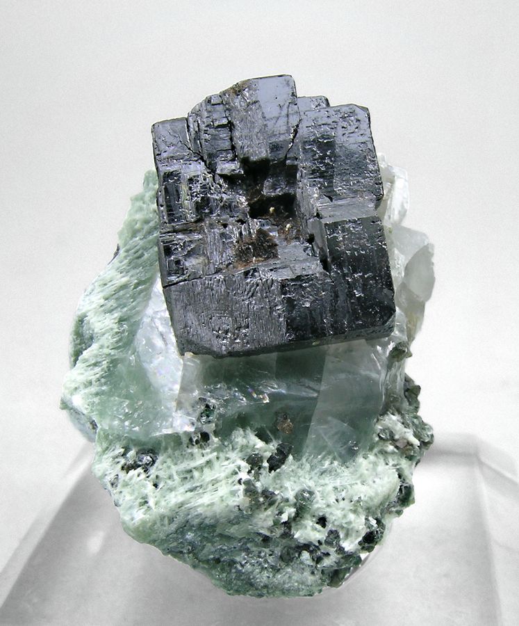 Perovskite on Calcite - Zlatoust_Chelyabinsk Oblast_Russia.jpg