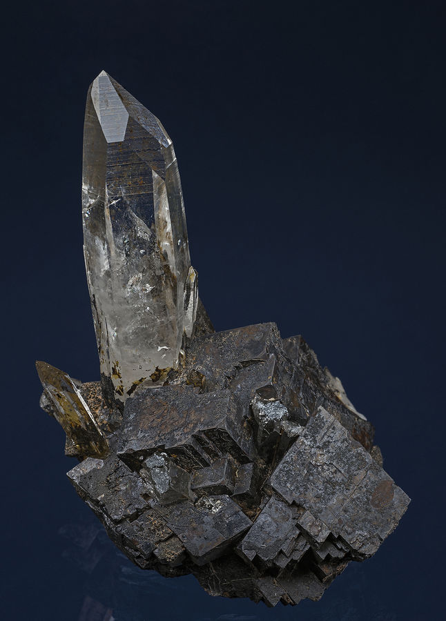 QtzGoethite1.jpg