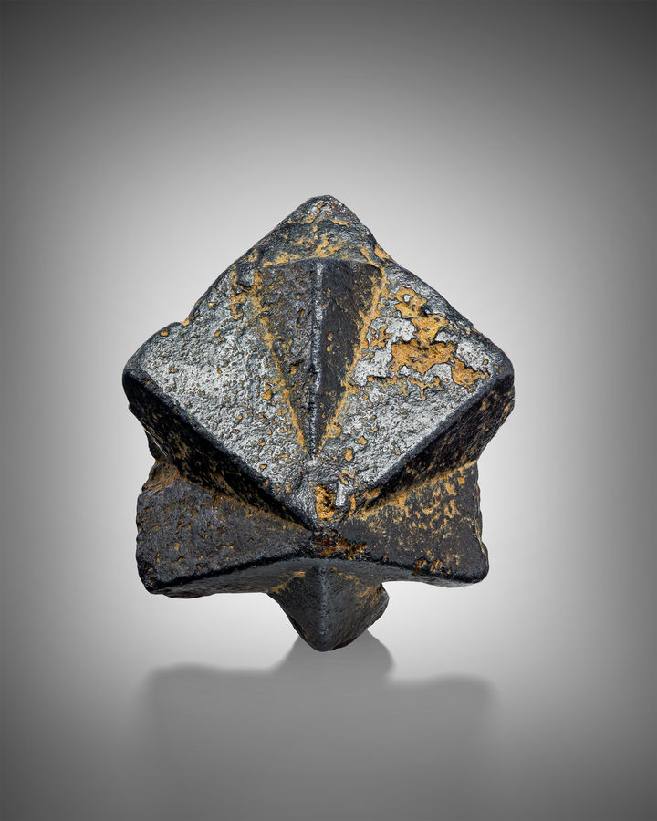 Uraninite-MIM_Museum(2214).jpg